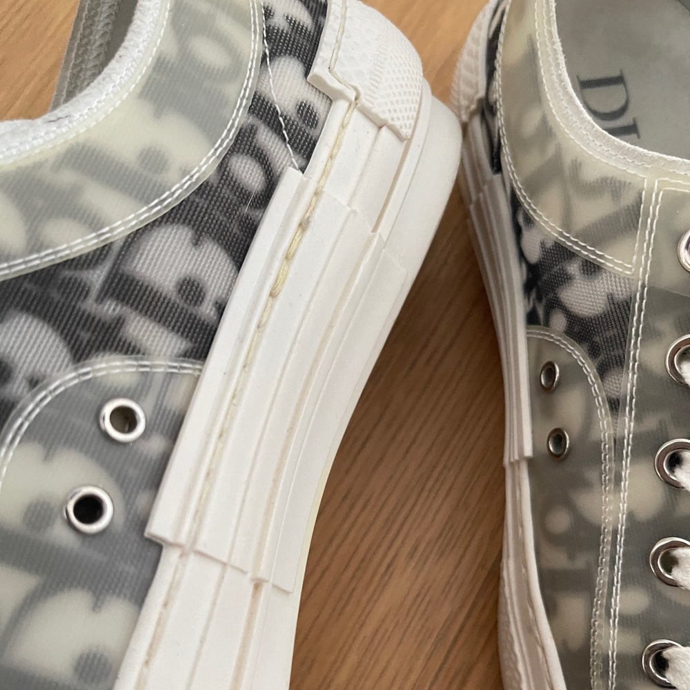 Dior Low-Top Sneakers - Picture 11 of 12